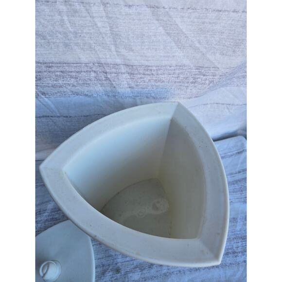 Vintage Ancona 2 NYC White Plastic Ice Bucket / Container - Picture 3 of 5